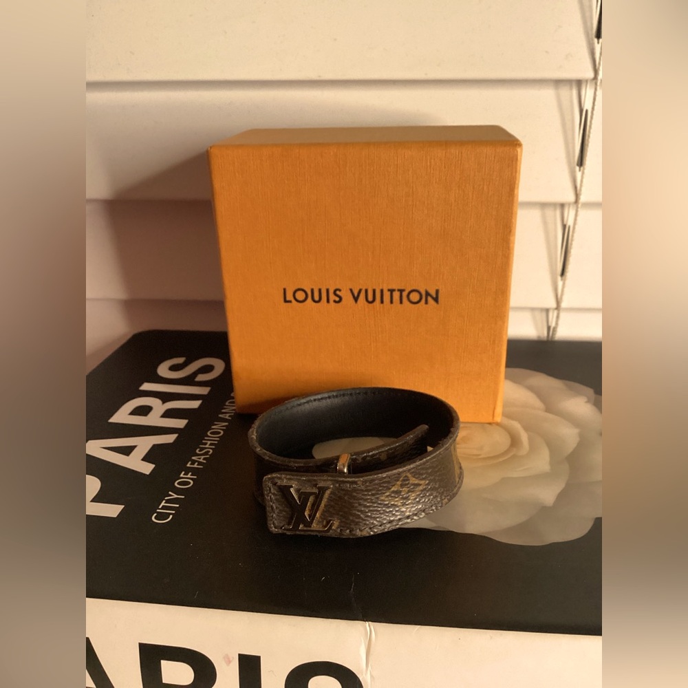 Authentic Louis Vuitton Monogram Canvas Wrap Around Bracelet With Box